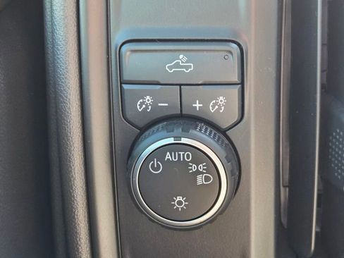 Used 2024 Chevrolet Silverado 1500 Custom RWD image 22