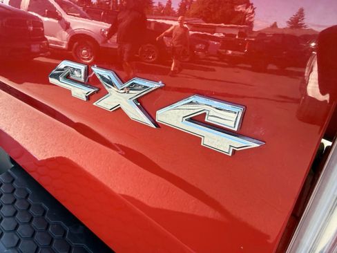 Used 2015 RAM 1500 Laramie w/ Convenience Group AWD/4WD image 7