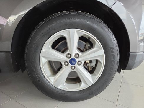 Used 2016 Ford Edge SE AWD/4WD image 9