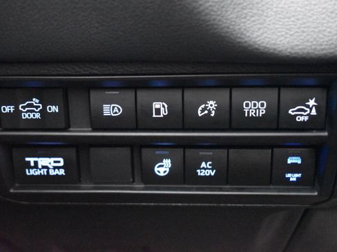 Certified 2022 Toyota Tundra TRD Pro AWD/4WD image 15