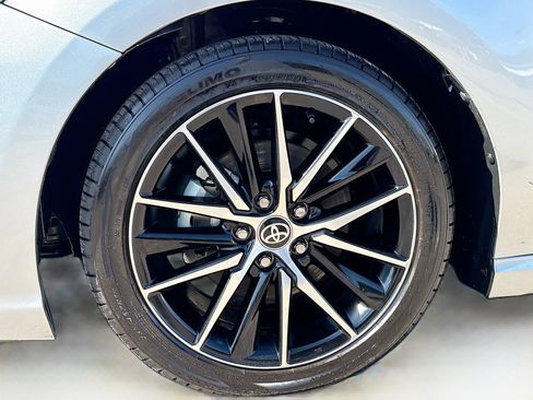 Used 2023 Toyota Camry SE image 37