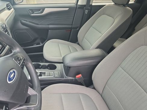 Used 2022 Ford Escape S AWD/4WD image 17