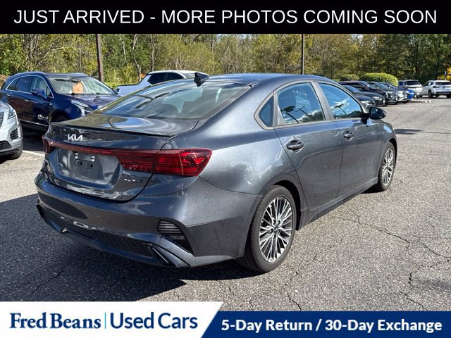 Used 2023 Kia Forte GT-Line w/ GT-Line Premium Package FWD image 9