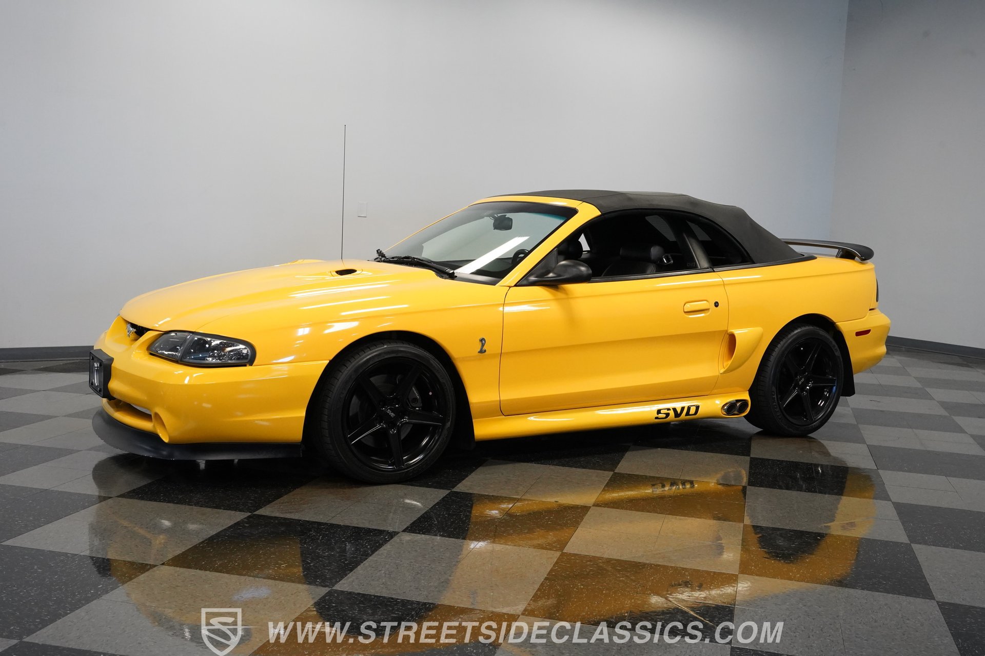 Used 1998 Ford Mustang Cobra RWD image 7