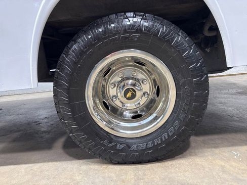 Used 2019 RAM 3500 Tradesman w/ Chrome Appearance Group image 37