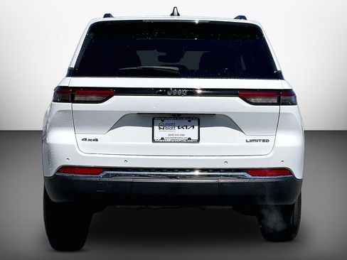 Used 2023 Jeep Grand Cherokee Limited AWD/4WD image 6