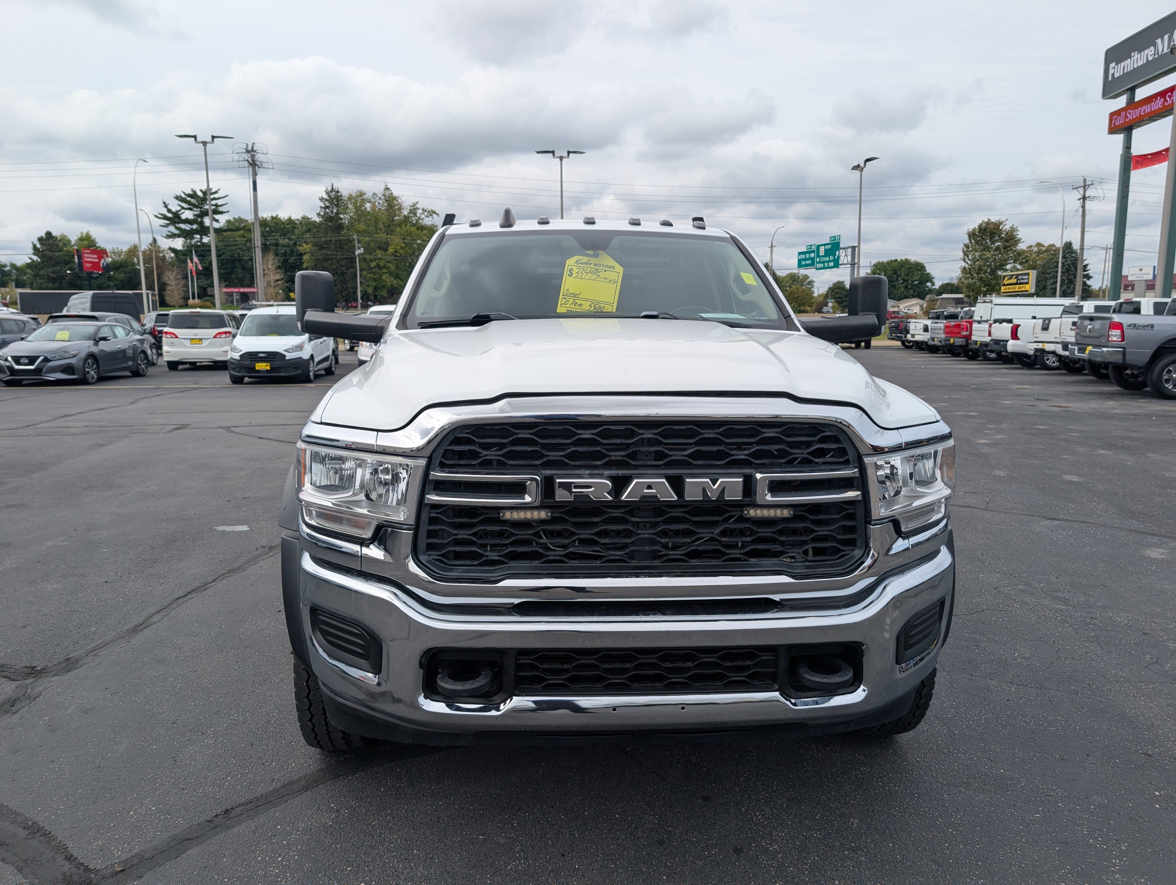 Used 2020 RAM 5500 Tradesman AWD/4WD image 3