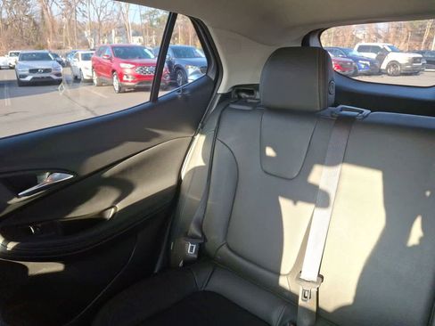 Used 2024 Buick Encore GX Sport Touring image 12