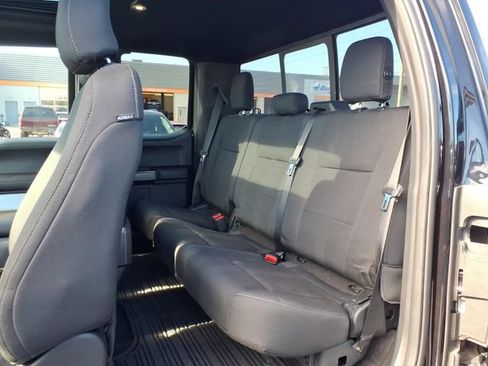 Used 2017 Ford F150 XLT w/ Equipment Group 302A Luxury AWD/4WD image 7