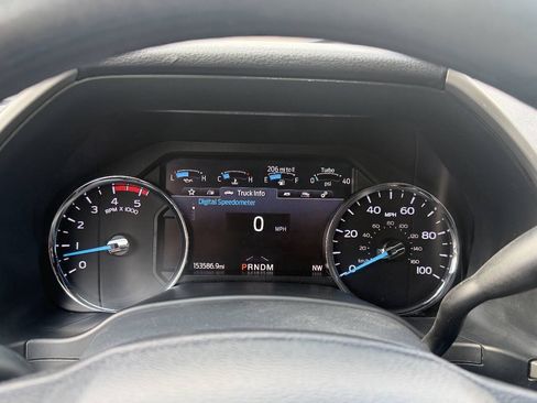 Used 2022 Ford F350 Lariat w/ Lariat Value Package AWD/4WD image 28