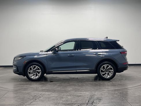 Used 2023 Lincoln Corsair AWD image 5