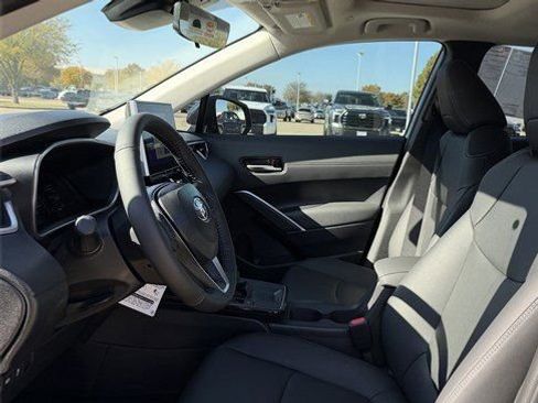 New 2026 Toyota Corolla Cross XLE image 24