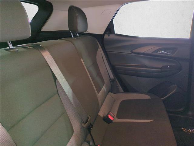 Used 2025 Chevrolet TrailBlazer LT FWD image 18