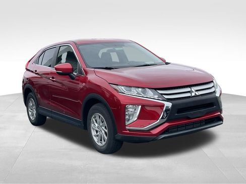Used 2019 Mitsubishi Eclipse Cross ES FWD image 3