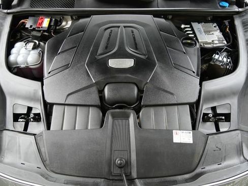 Used 2019 Porsche Cayenne S AWD/4WD image 45