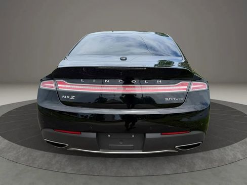 Used 2017 Lincoln MKZ Reserve w/ Luxury Package AWD/4WD image 8
