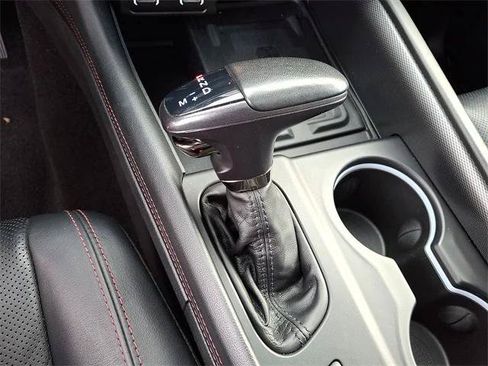 Certified 2022 Dodge Durango R/T w/ Blacktop Package AWD/4WD image 12
