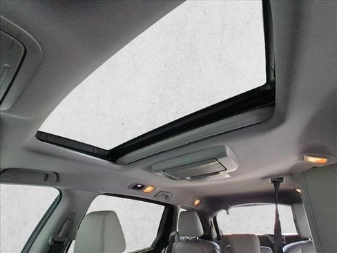 Used 2020 Honda Odyssey Elite image 21