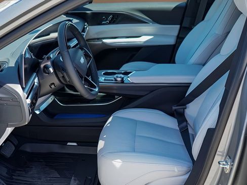 New 2026 Cadillac Lyriq Sport w/ LPO, Floor Liner Package image 10