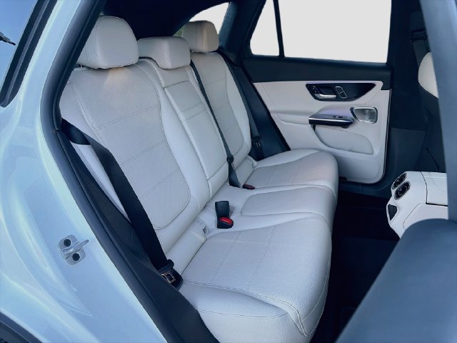 Certified 2026 Mercedes-Benz GLC 300 4MATIC image 28
