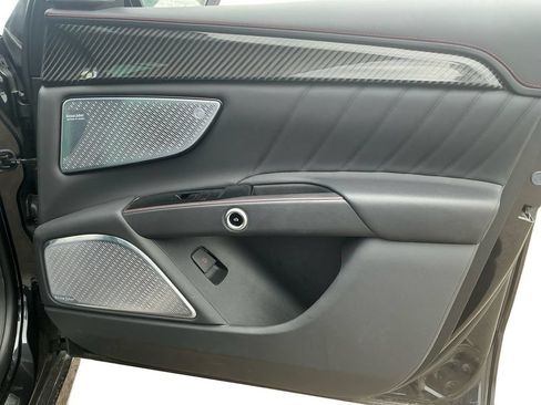 Used 2023 Maserati Grecale Modena AWD/4WD image 18