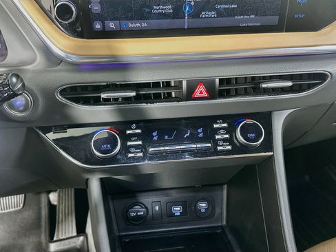 Used 2021 Hyundai Sonata Limited FWD image 24