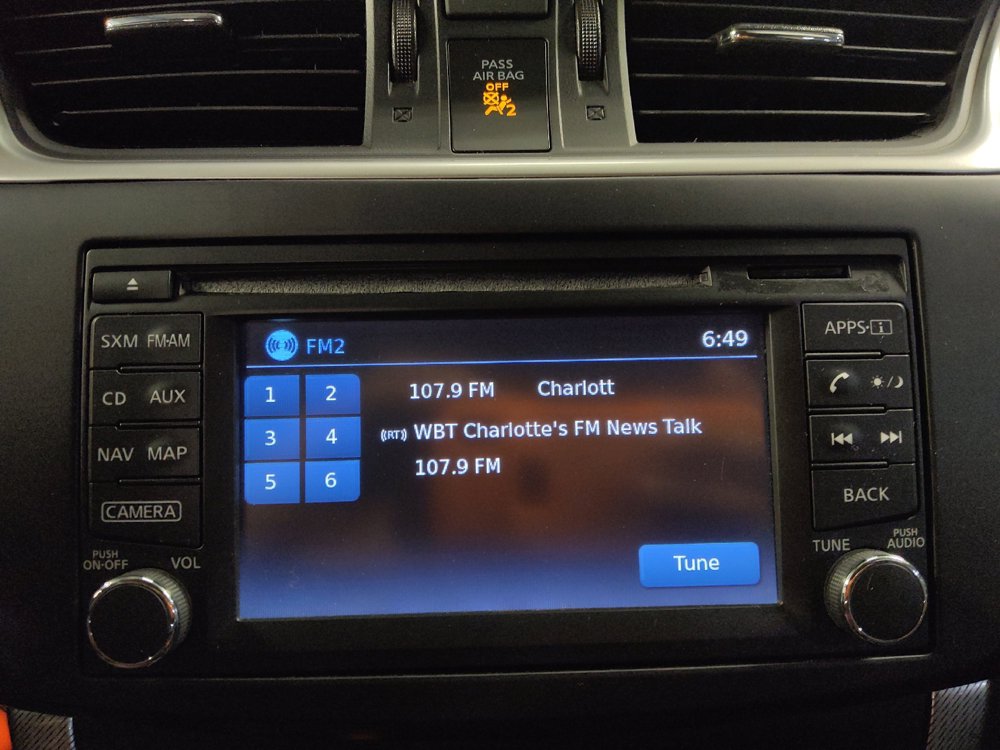 Used 2015 Nissan Sentra SR w/ Navigation Package FWD image 25
