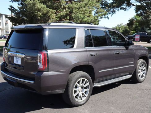 Used 2018 GMC Yukon Denali image 4
