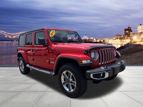 Used 2019 Jeep Wrangler Unlimited Sahara AWD/4WD image 4