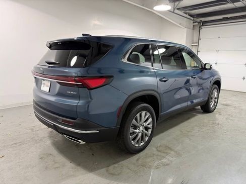 New 2026 Buick Enclave Preferred image 7