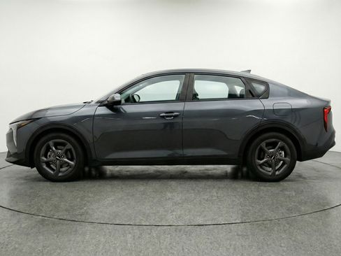 Used 2025 Kia K4 FWD image 5