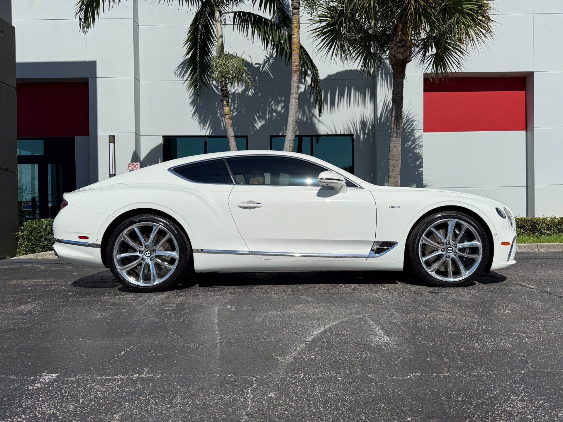 Used 2023 Bentley Continental GT Azure AWD/4WD image 38