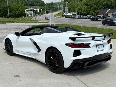 Used 2025 Chevrolet Corvette Stingray Preferred Conv w/ Z51 Performance Package RWD image 4