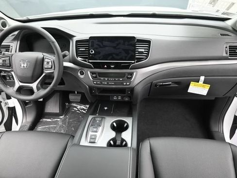 New 2026 Honda Ridgeline RTL image 16