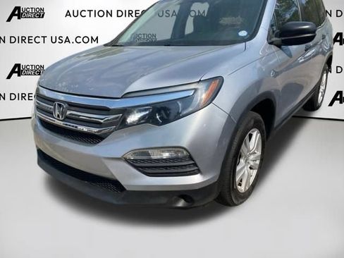 Used 2017 Honda Pilot LX image 13