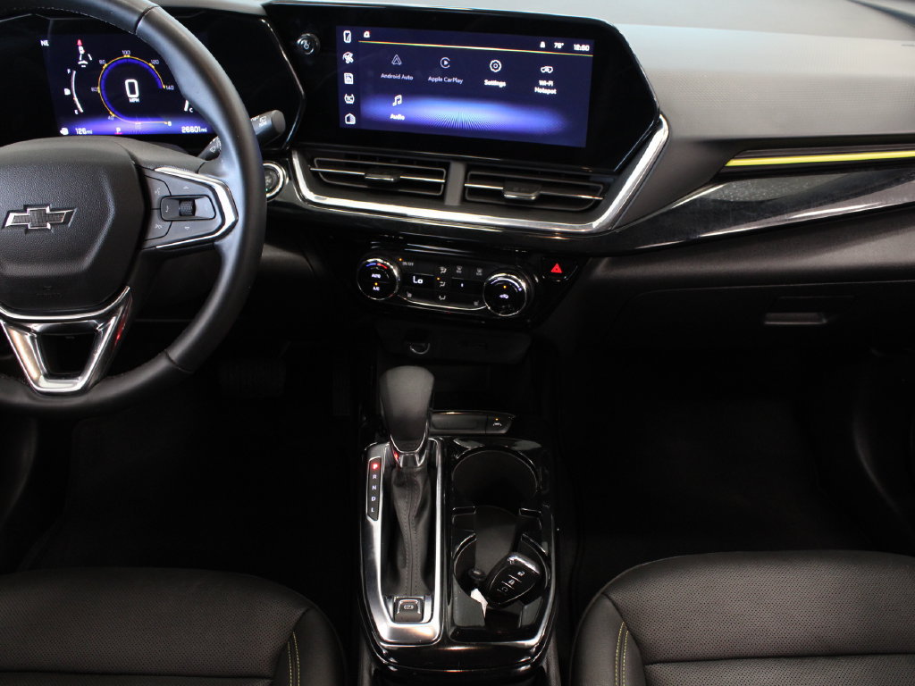 Used 2025 Chevrolet Trax ACTIV w/ Driver Confidence Package FWD image 23