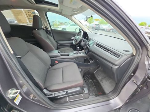 Used 2016 Honda HR-V EX image 31