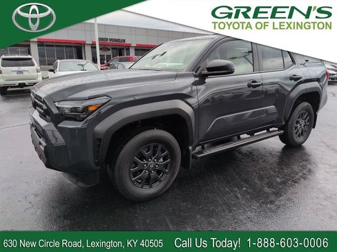 Certified 2025 Toyota 4Runner SR5 AWD/4WD image 1