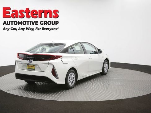 Used 2020 Toyota Prius Prime LE w/ Carpet Mat Package FWD image 41