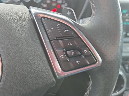 Used 2016 Chevrolet Camaro LT image 12