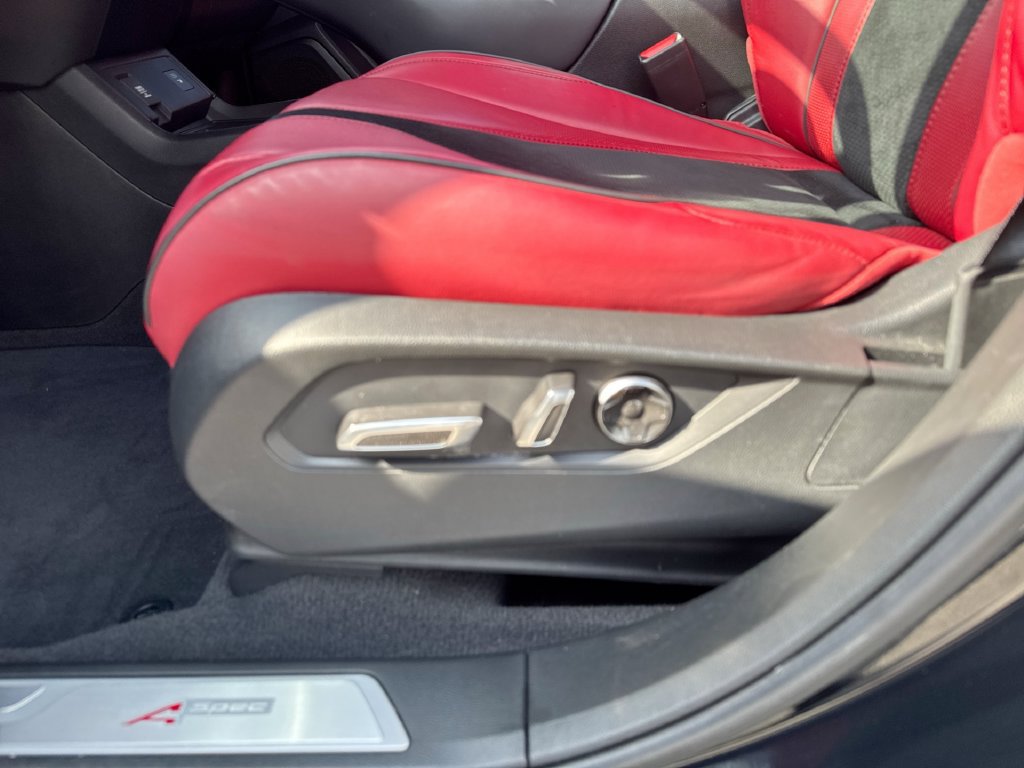 Used 2023 Acura RDX w/ Advance Package FWD image 15