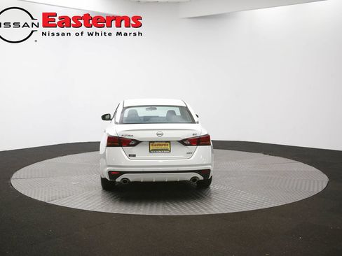 Used 2024 Nissan Altima 2.5 SV w/ SV Premium Package AWD/4WD image 35