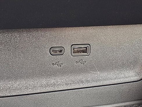 New 2026 Chevrolet Equinox LT w/ Convenience Package II image 18