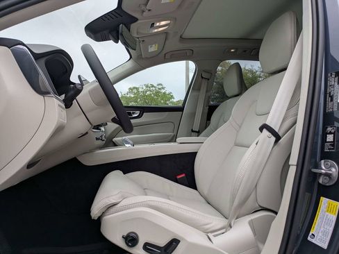 New 2026 Volvo XC60 B5 Ultra w/ Protection Package Premier AWD/4WD image 2