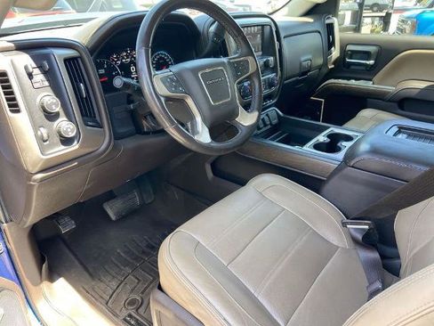 Used 2017 GMC Sierra 2500 Denali w/ Duramax Plus Package AWD/4WD image 6