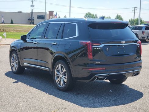 Used 2023 Cadillac XT6 Premium Luxury w/ Technology Package AWD/4WD image 8