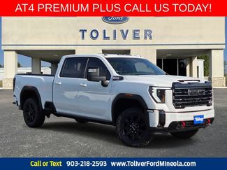 Used 2025 GMC Sierra 2500 AT4 w/ AT4 Premium Plus Package AWD/4WD video 1