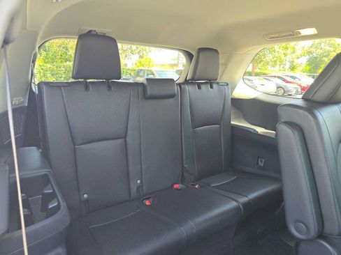 Certified 2026 Toyota Grand Highlander FWD image 13