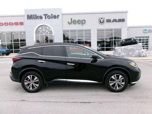 Used 2023 Nissan Murano SV AWD/4WD image 5