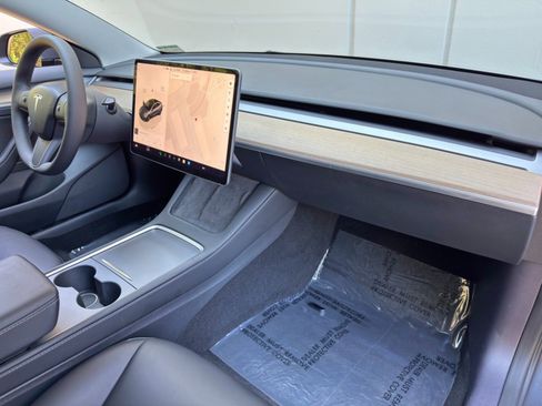 Used 2023 Tesla Model 3 Standard Range RWD image 15